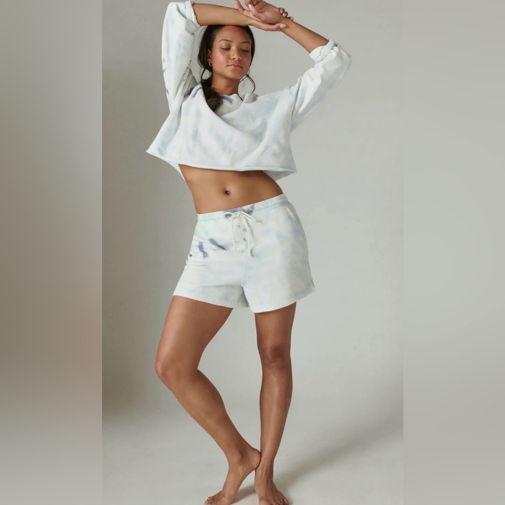Lucky Brand Blue and White Tie-Dye Set